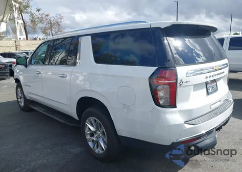 2022 Chevrolet Suburban 4Wd Premier z USA, uszkodzony, nr VIN 1GNSKFKD2NR113805